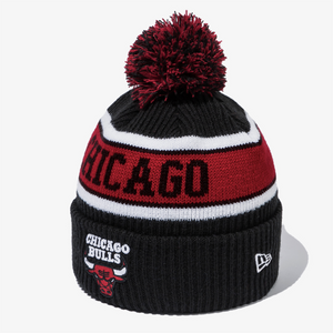 New Era NBA Chicago Bulls Pom Pom Beanie, Black  / 2024